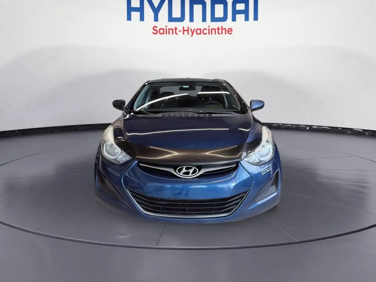 Hyundai ELANTRA снимка Hyundai ELANTRA