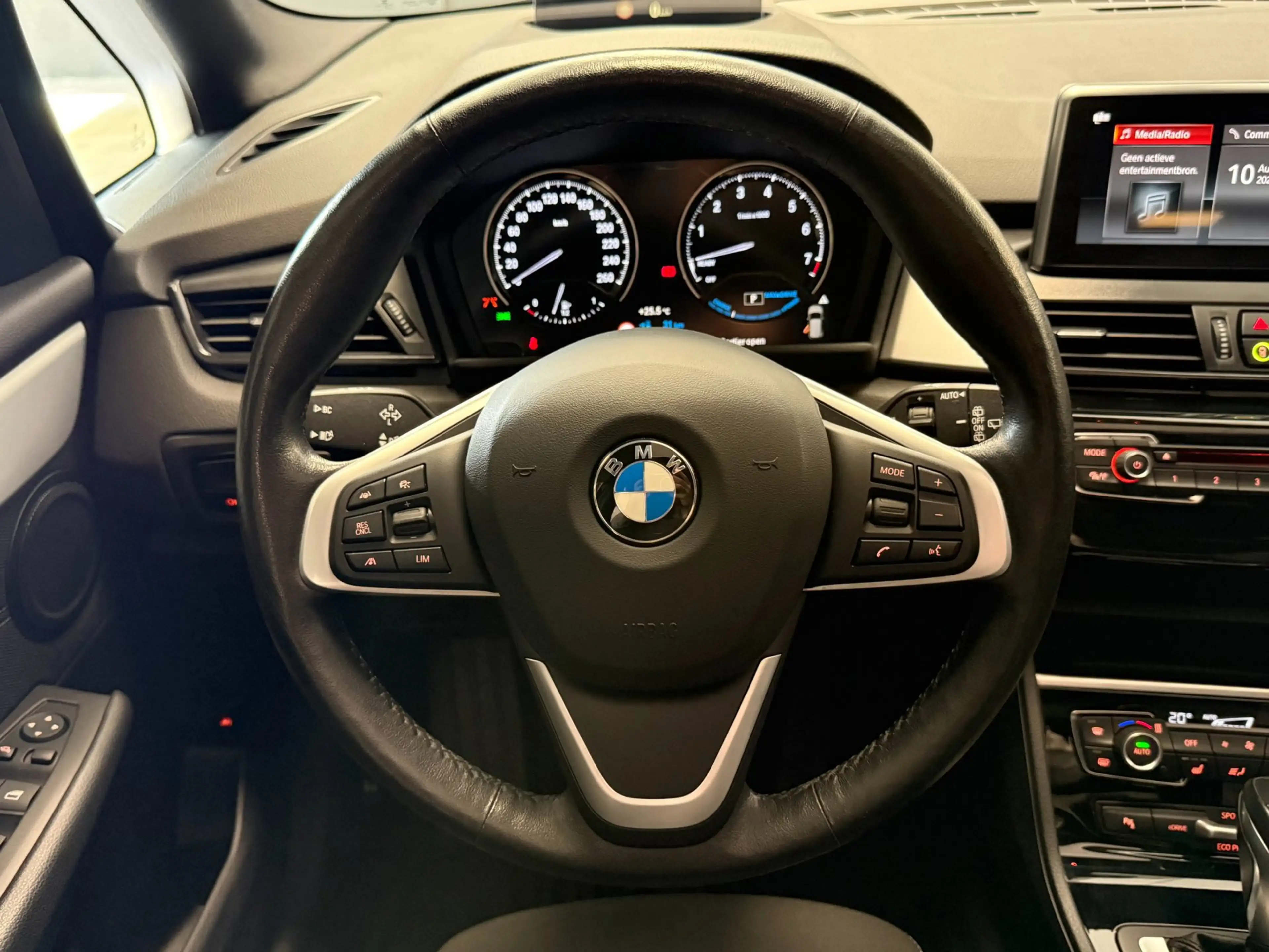 BMW 225 2-serie Active Tourer 225xe iPerformance High Exec — photo 11