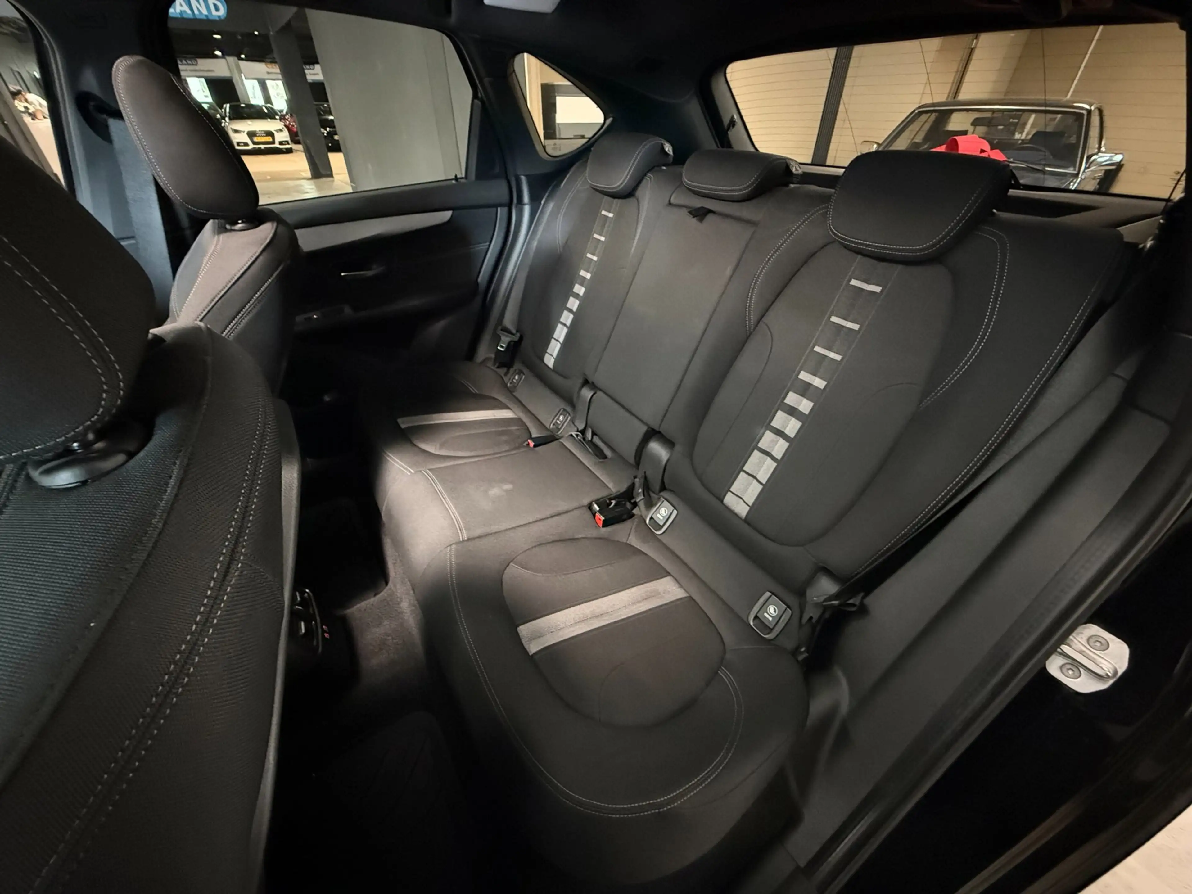 BMW 225 2-serie Active Tourer 225xe iPerformance High Exec — photo 28
