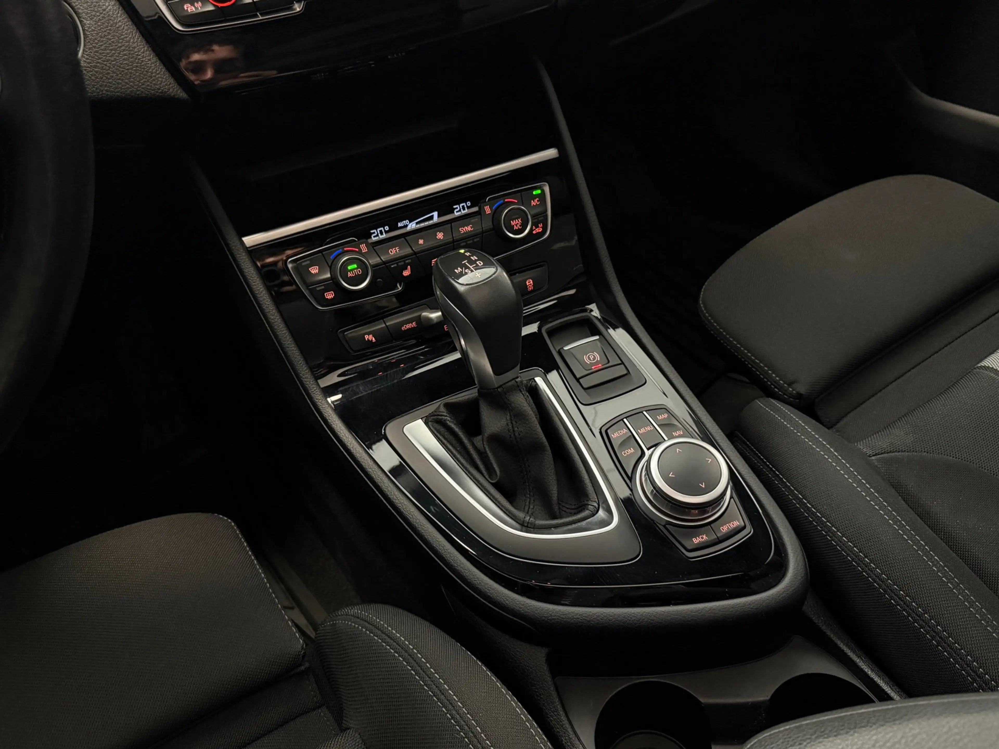 BMW 225 2-serie Active Tourer 225xe iPerformance High Exec — photo 15