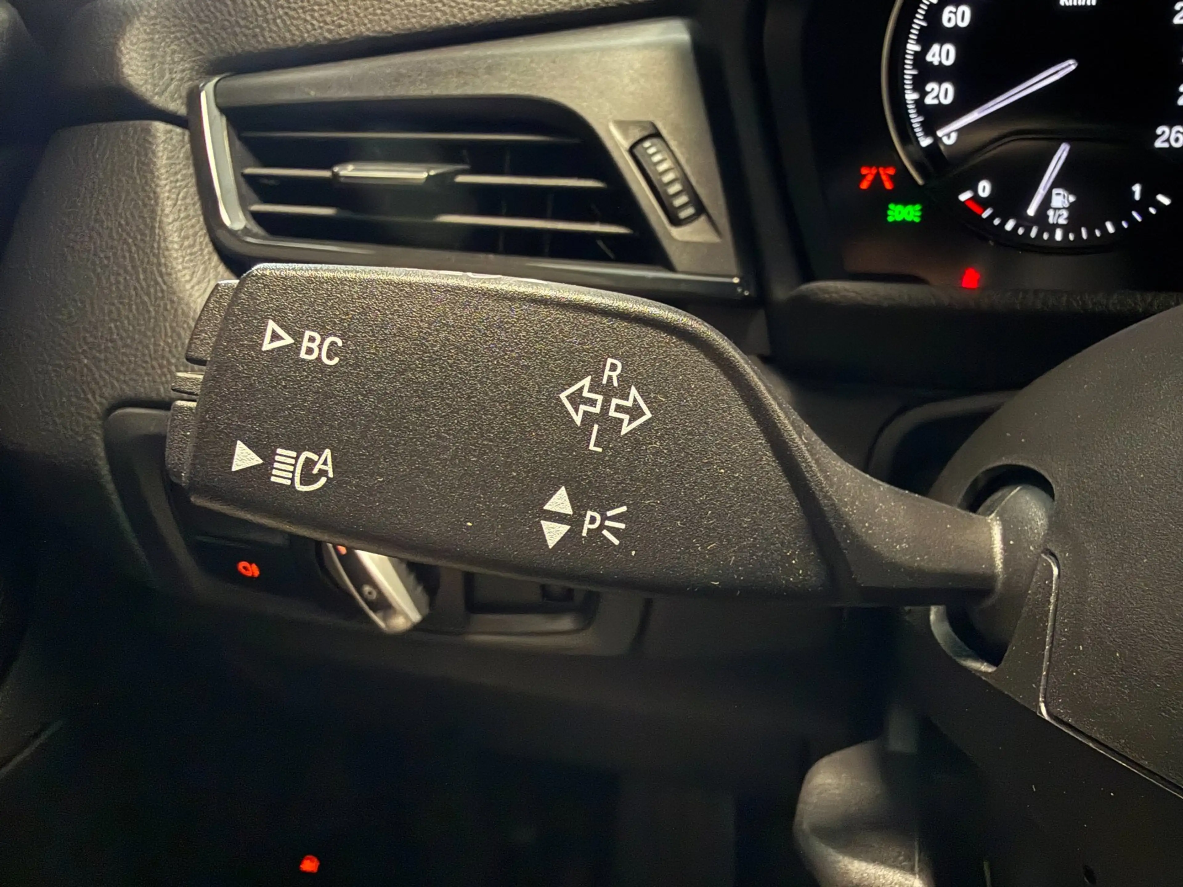 BMW 225 2-serie Active Tourer 225xe iPerformance High Exec — photo 17