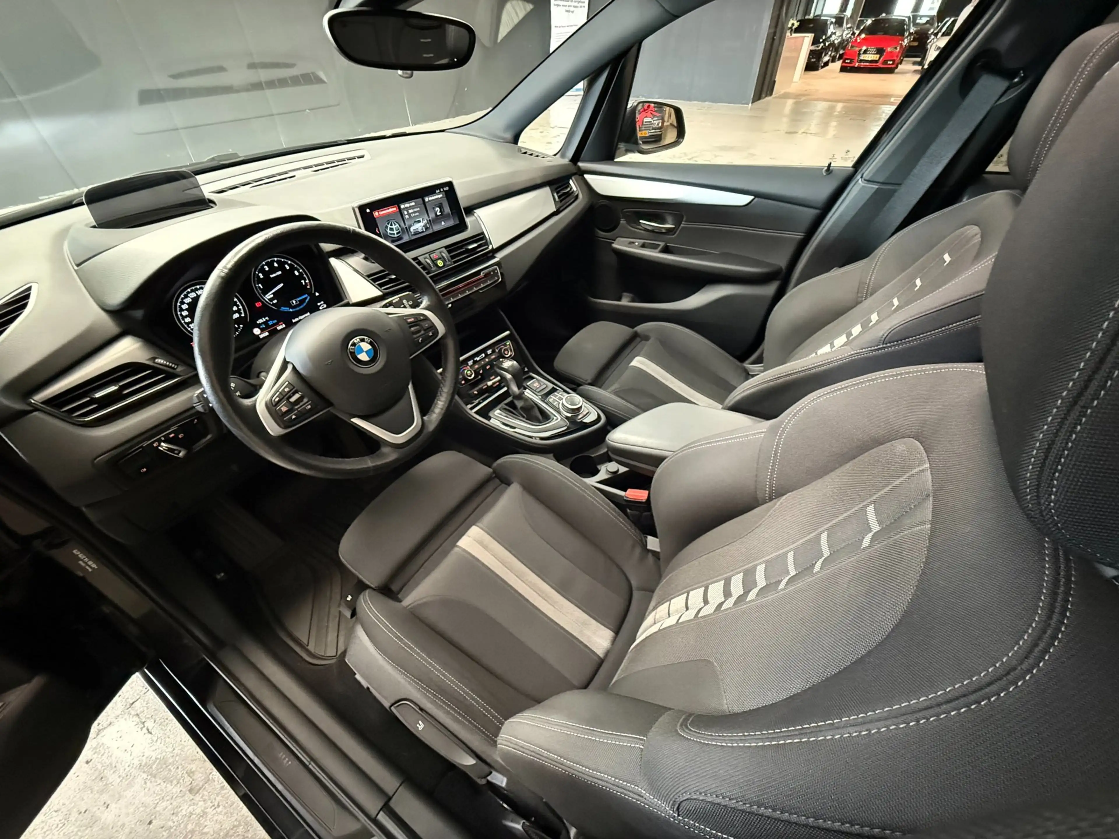 BMW 225 2-serie Active Tourer 225xe iPerformance High Exec — photo 19