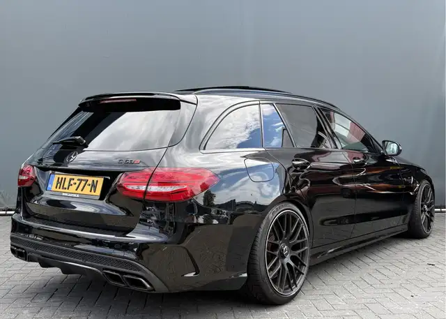 Mercedes-Benz C-Class view 2