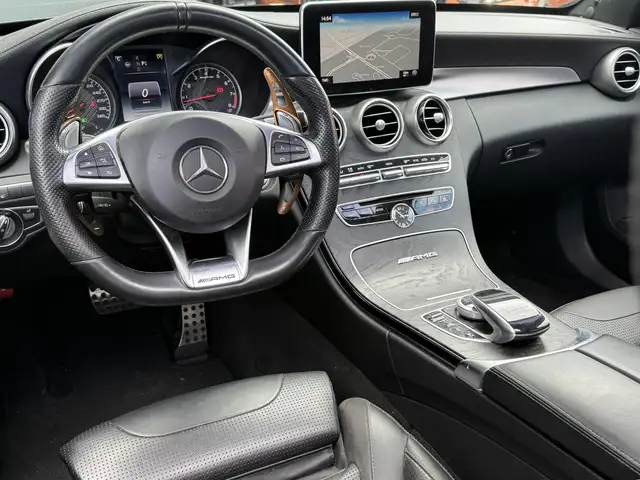 Mercedes-Benz C-Class view 4