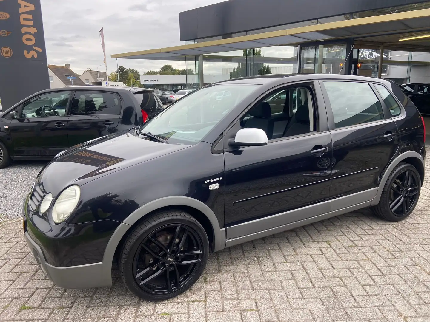 Volkswagen Polo 1.4-16V FUN|NieuwAPK|Clima|GroteScherm Noir - 2