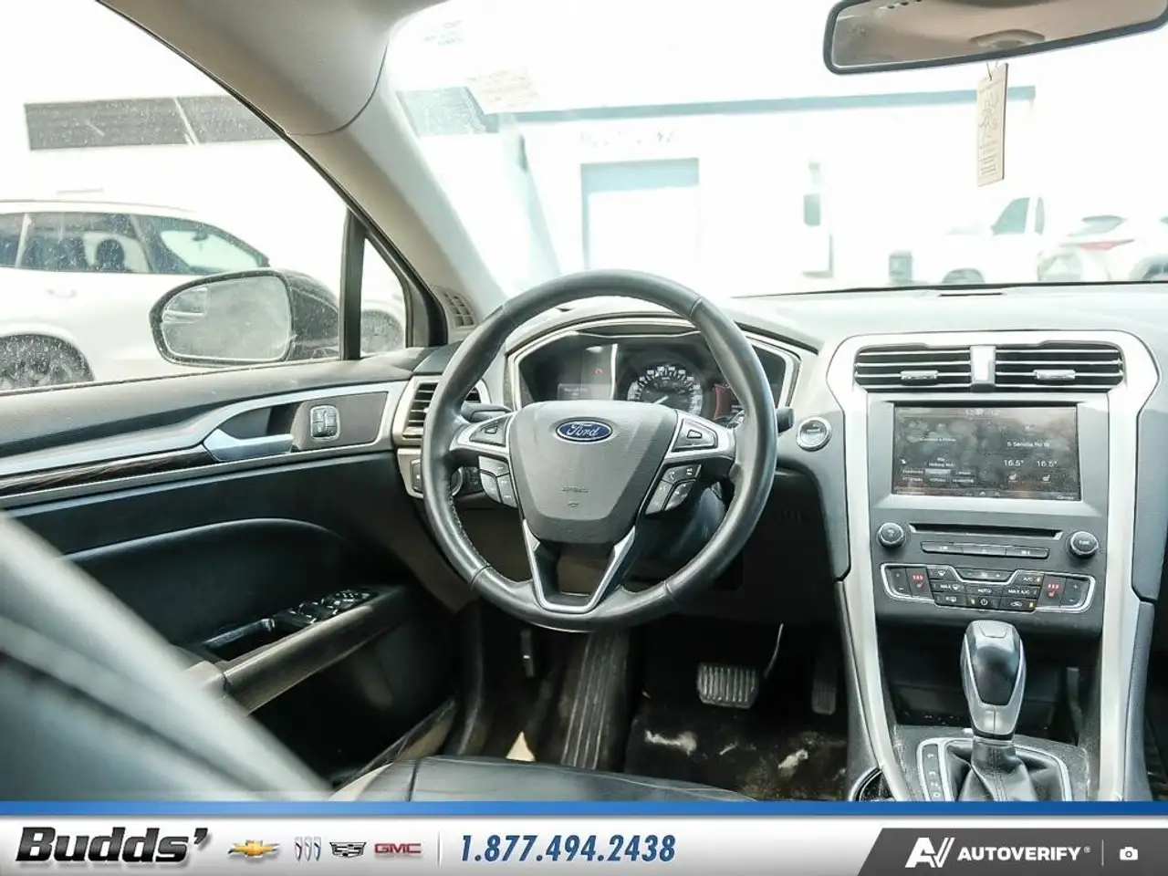 Ford Fusion снимка Ford Fusion