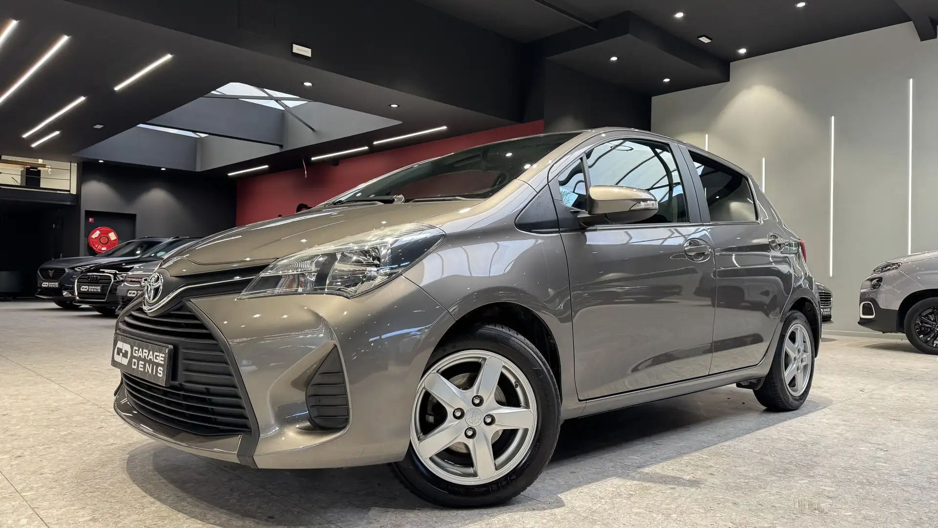 Toyota Yaris 1.33i VVT-i Comfort *GARANTIE 12 MOIS* Grigio - 1