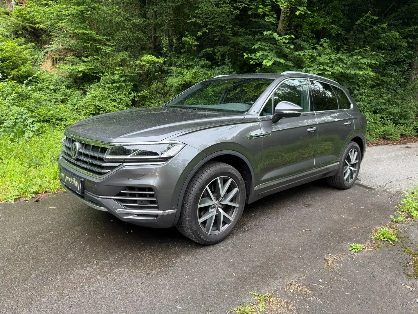 Volkswagen Touareg 3.0 V6 TDI Elegance ACC* LaneAss*Erstbesitz Grau - 1