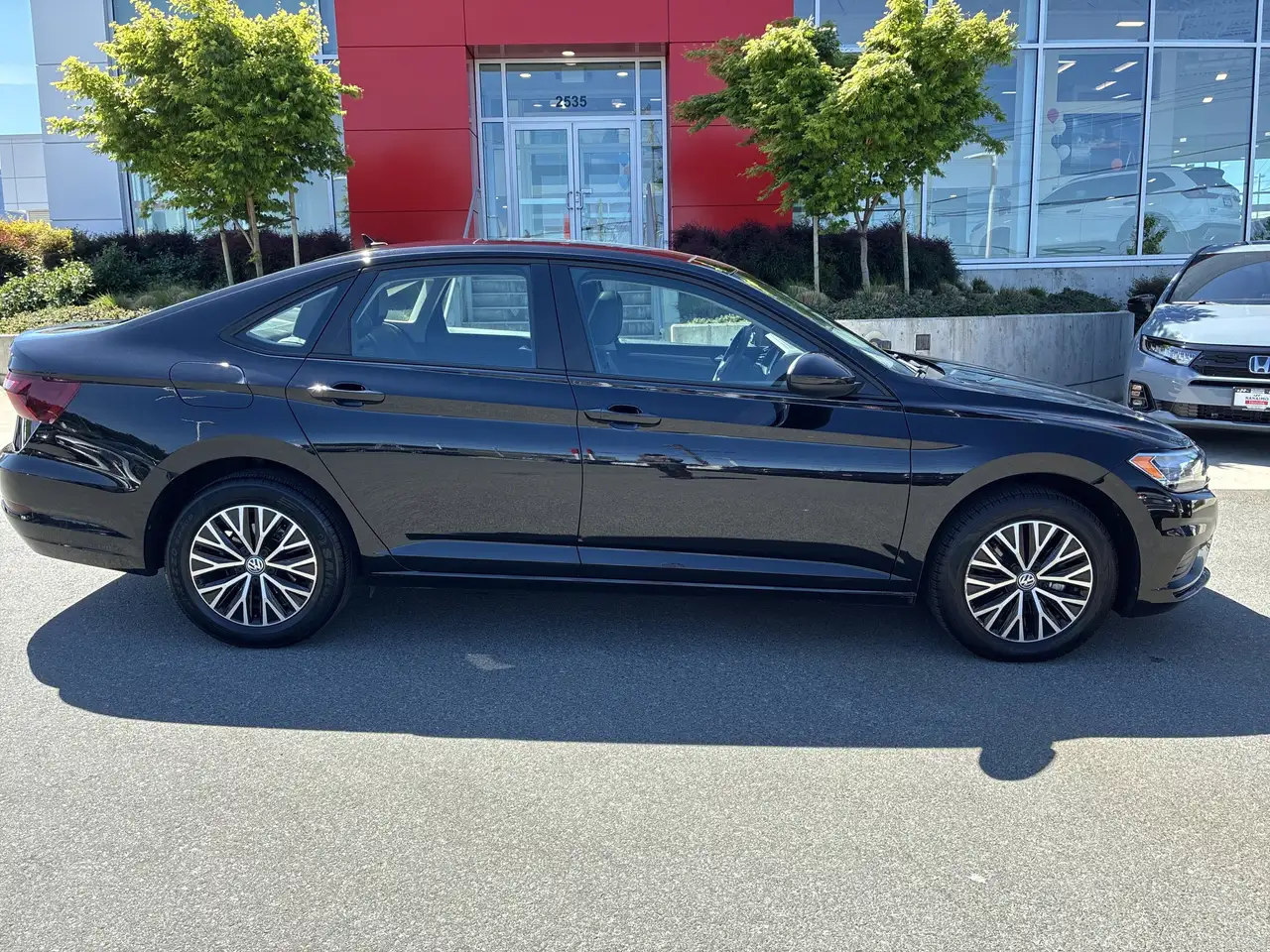 Volkswagen Jetta снимка Volkswagen Jetta