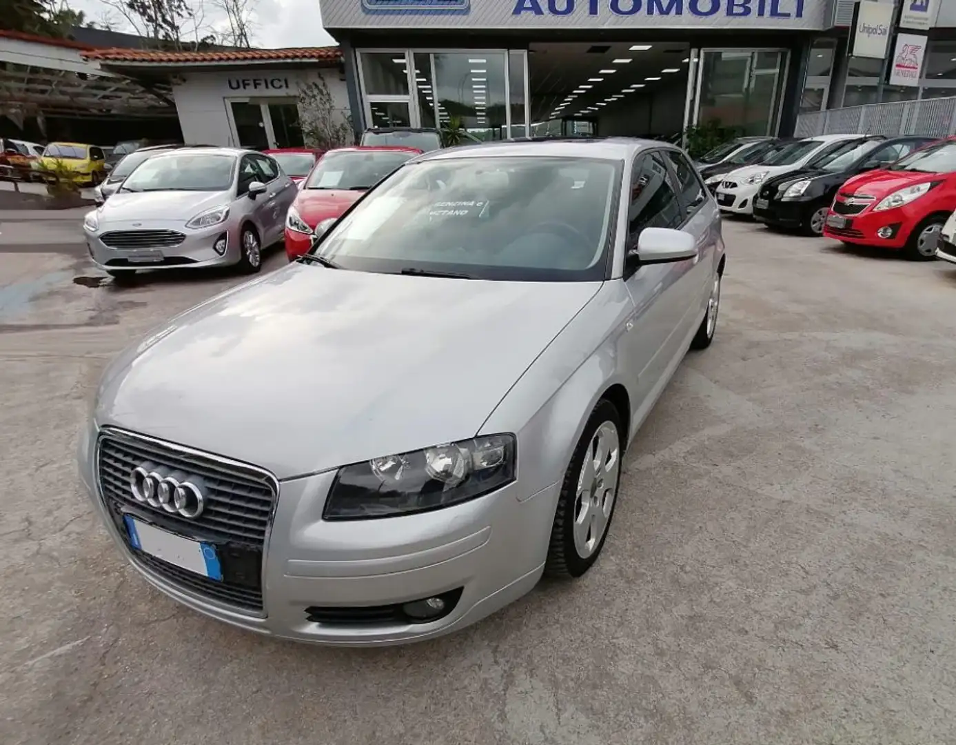 Audi A3 1.6 AMBITION 3 PORTE METANO 102cv Argento - 1