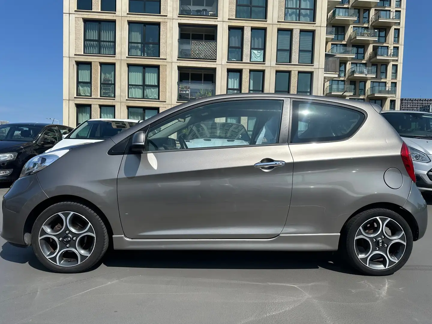 Kia Picanto 1.0 CVVT Comfort Pack Vol Optie Clima Keyless Nieu Grijs - 2