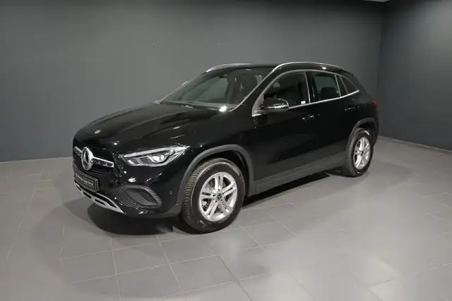 Mercedes-Benz GLA 180 d STYLE/NAVI/LED/RFK/SHZ/MBUX/EASYPACK