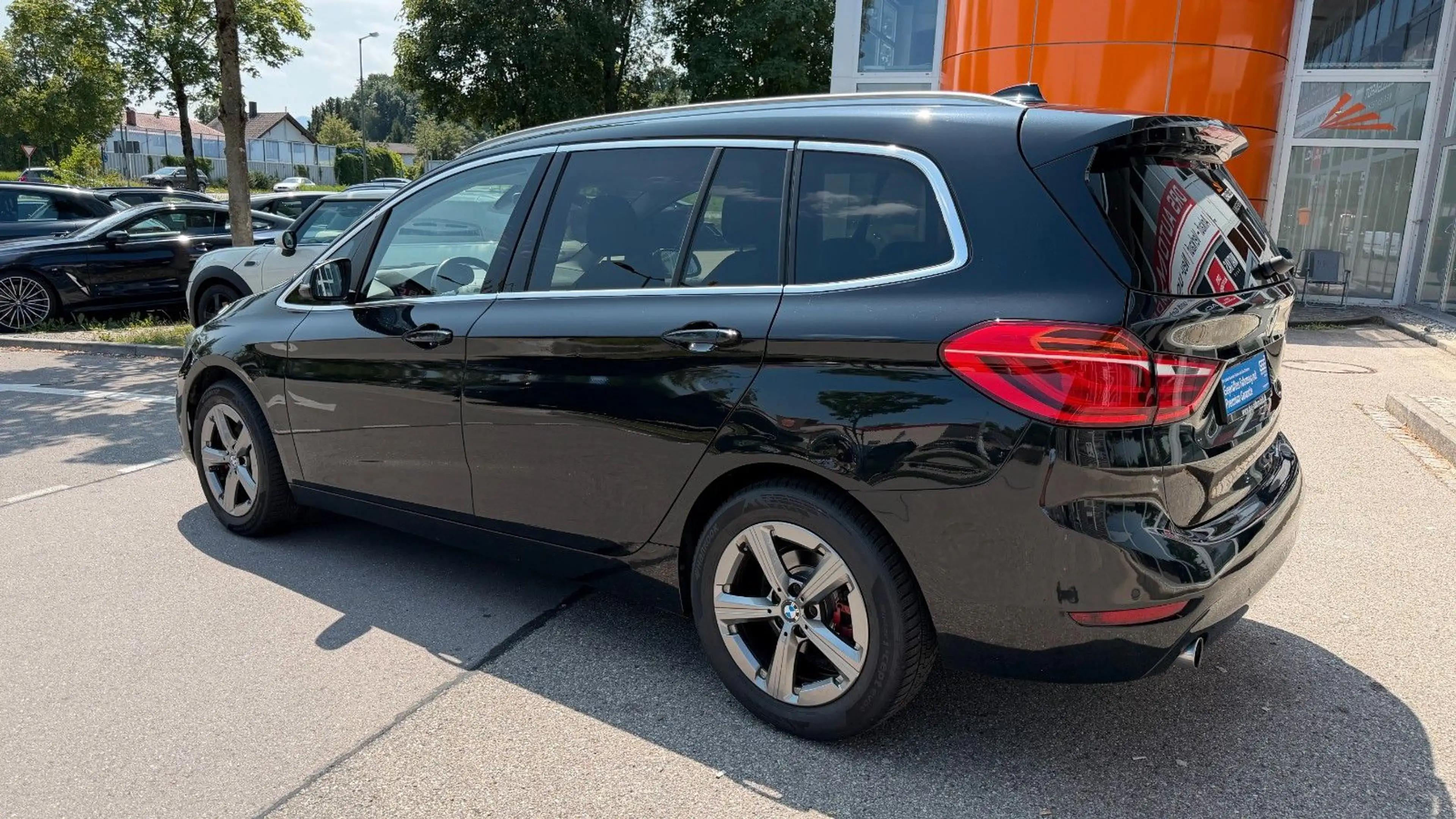 BMW 216 Advantage/Klimaaut/SHZ/LED — photo 3