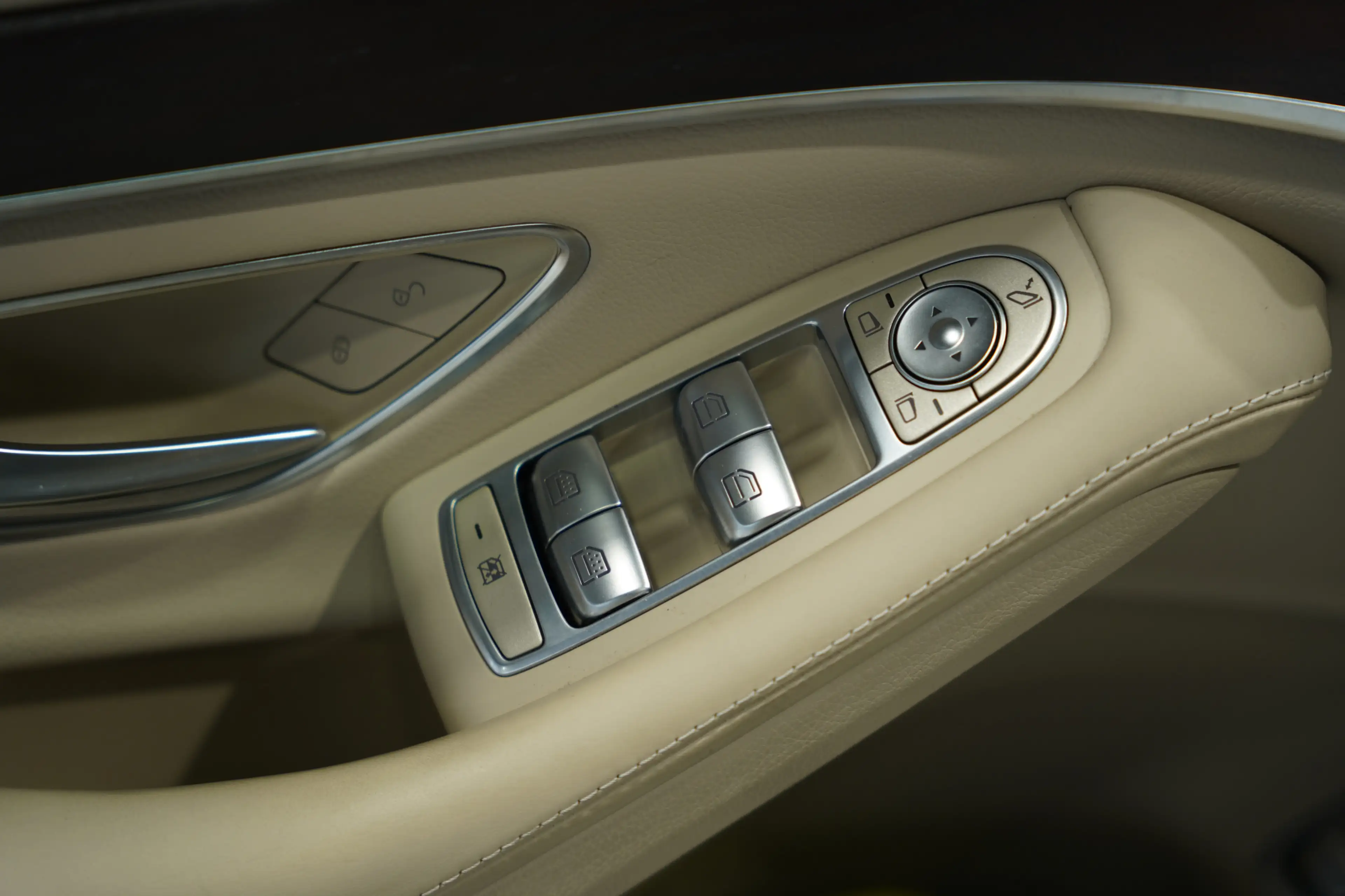 Mercedes-Benz S 400 d 4M Lang AMG Line *2.H *Fond TV *Pano * — photo 32