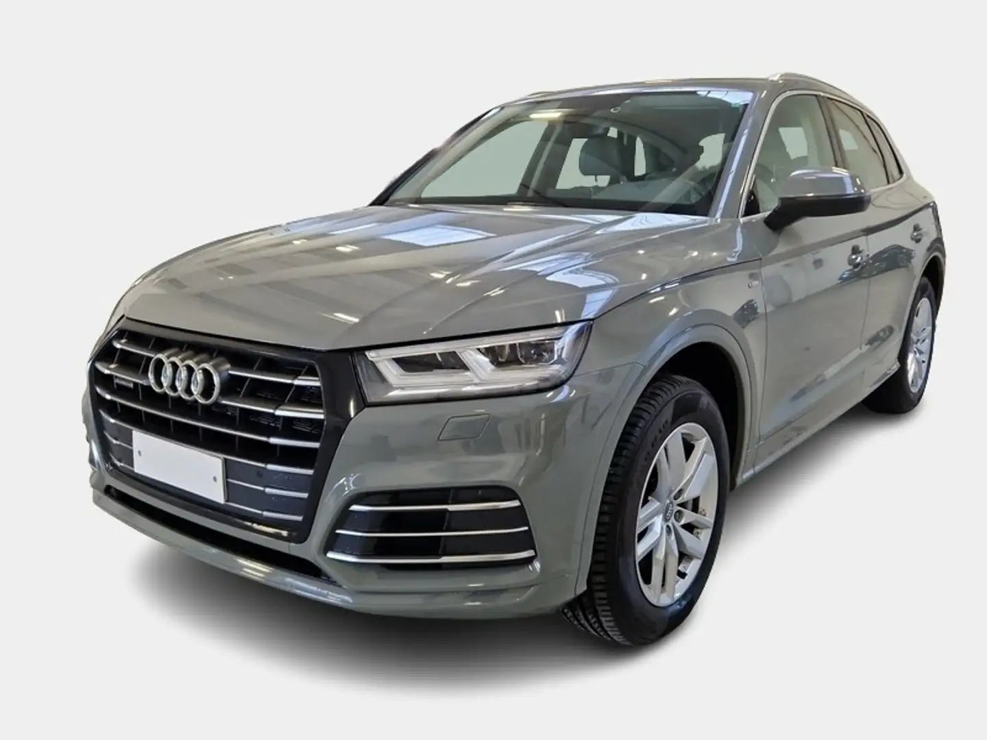 Audi Q5 55 TFSI e Business quattro S tronic - 1