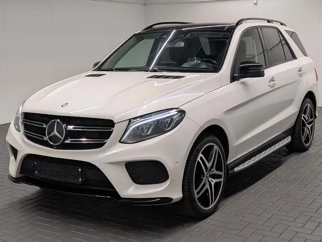 Mercedes-Benz GLE 500 AMG-Line 4M LED/HUD/Pano/AHK/H&K/21-LM