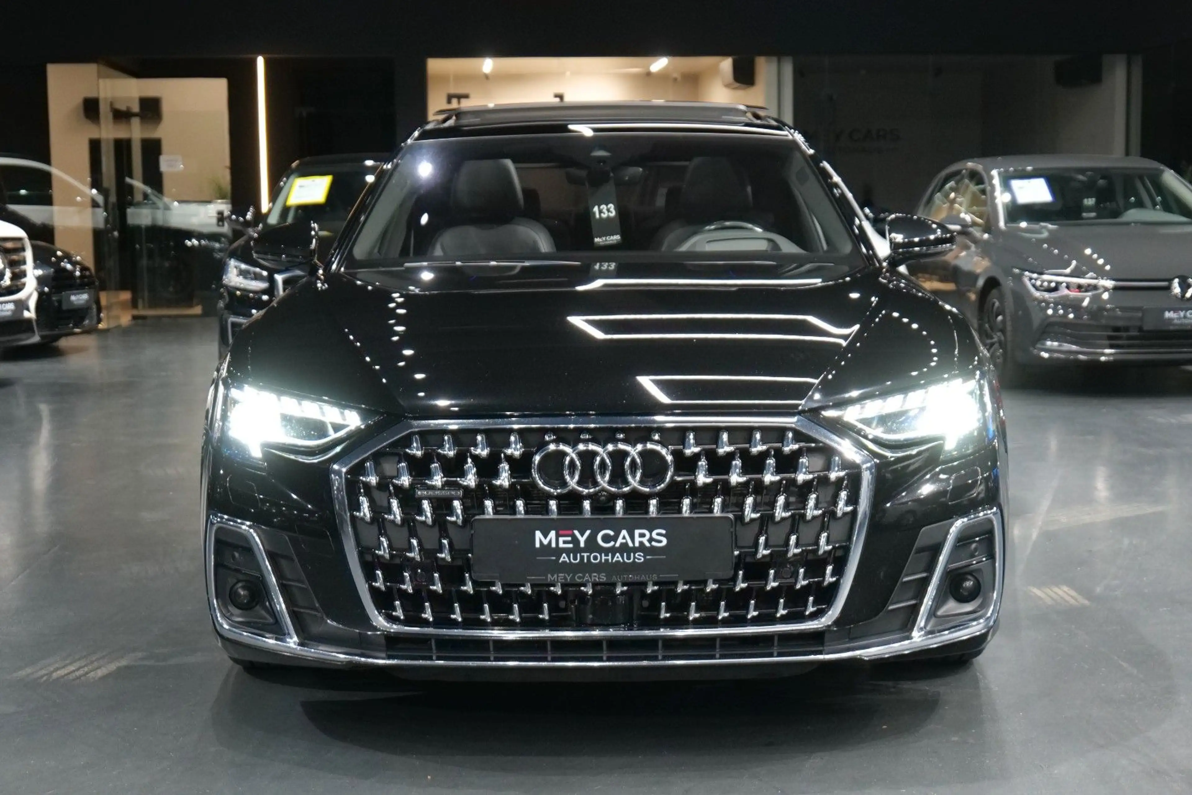 Audi A8 50 TDI quattro — photo 4