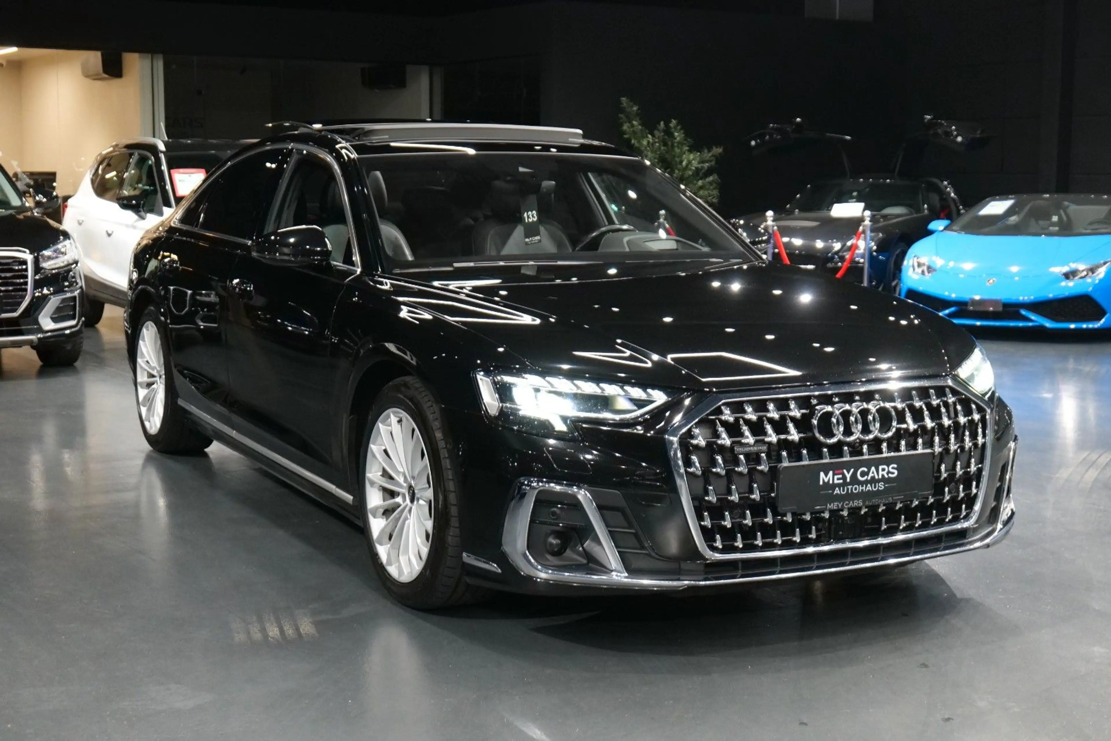 Audi A8 50 TDI quattro — photo 5