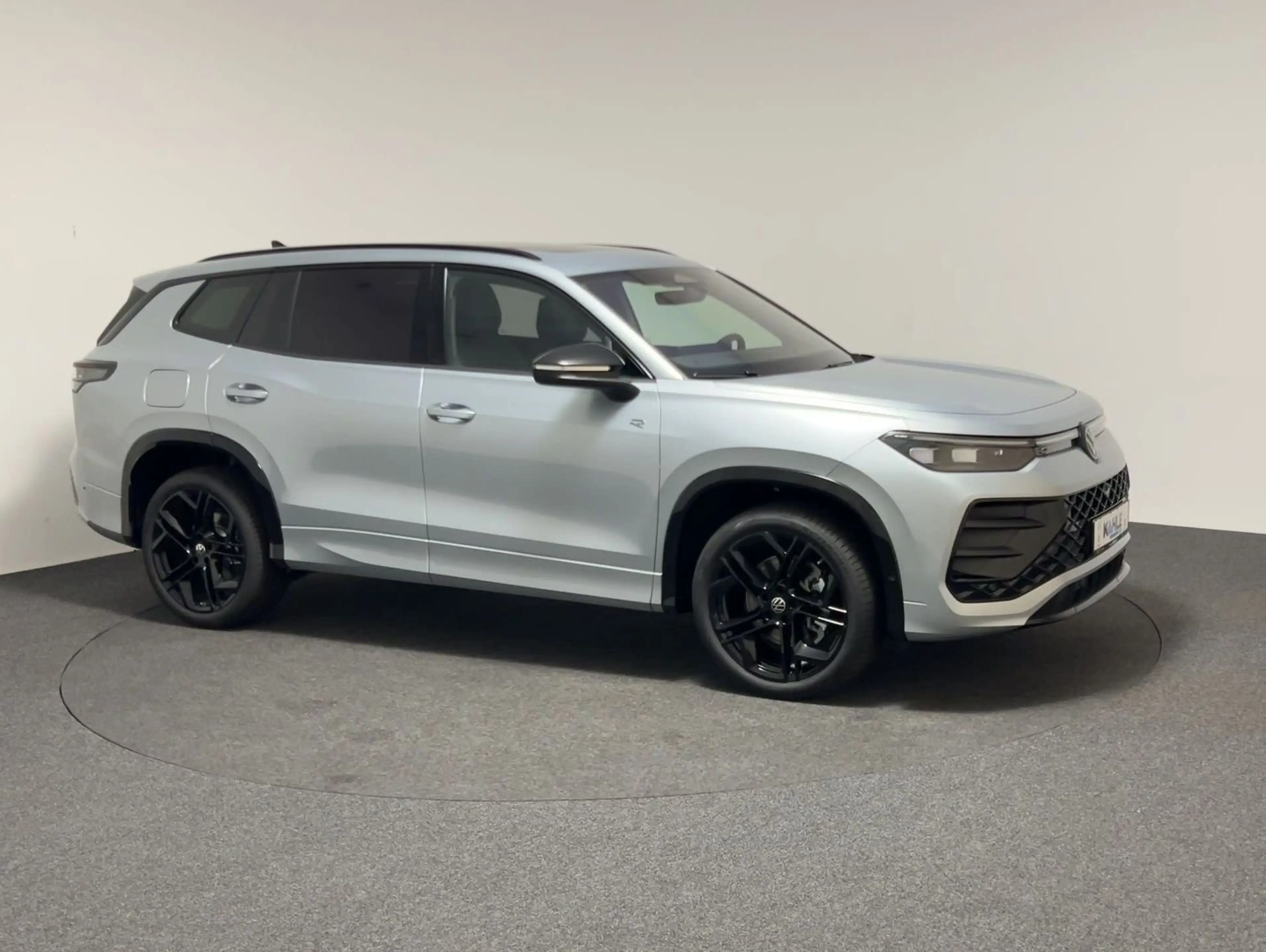Volkswagen Tayron 1.5 eHybrid R-Line CarPlay Pano Black ACC — photo 6