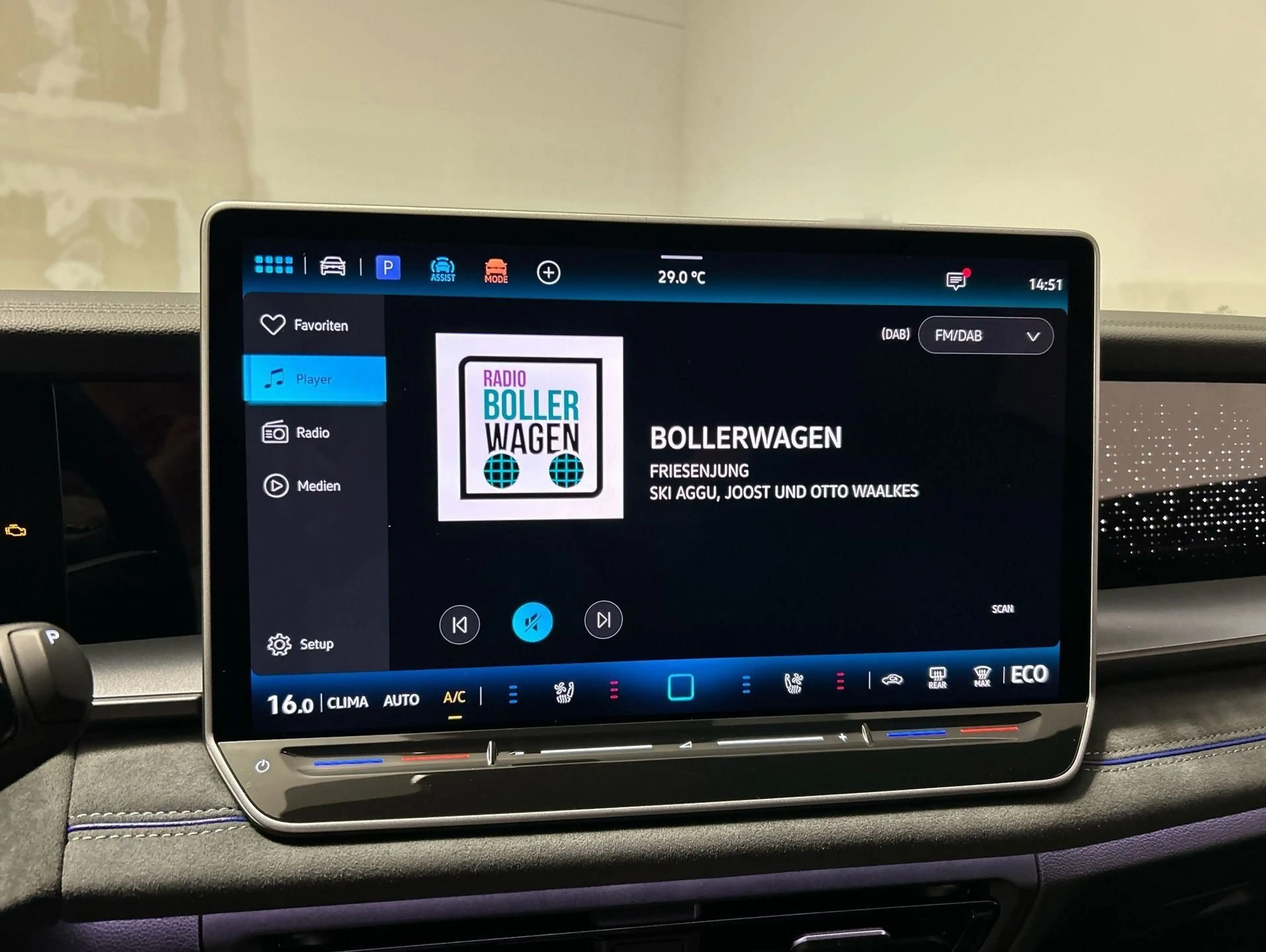 Volkswagen Tayron 1.5 eHybrid R-Line CarPlay Pano Black ACC — photo 10
