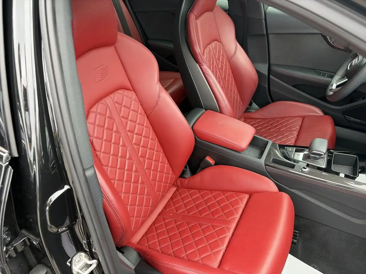 Audi S4 photo Audi S4