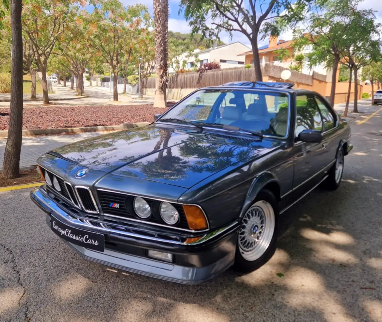 BMW 635 M635CSi Gris - 1