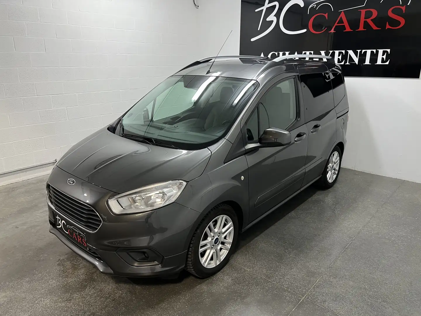 Ford Tourneo Courier 1.0 EcoBoost*GARANTIE*CLIM*CAR PLAY*JANTE* - 2