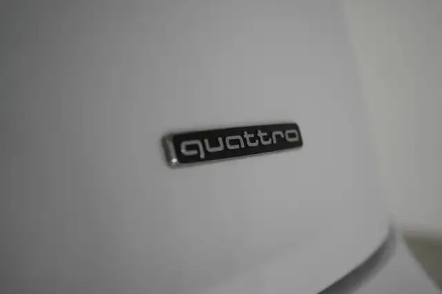 Audi Q5 view 28