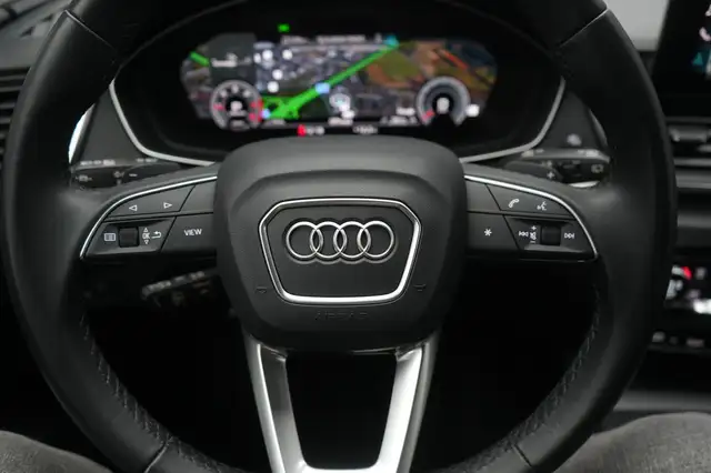 Audi Q5 view 22