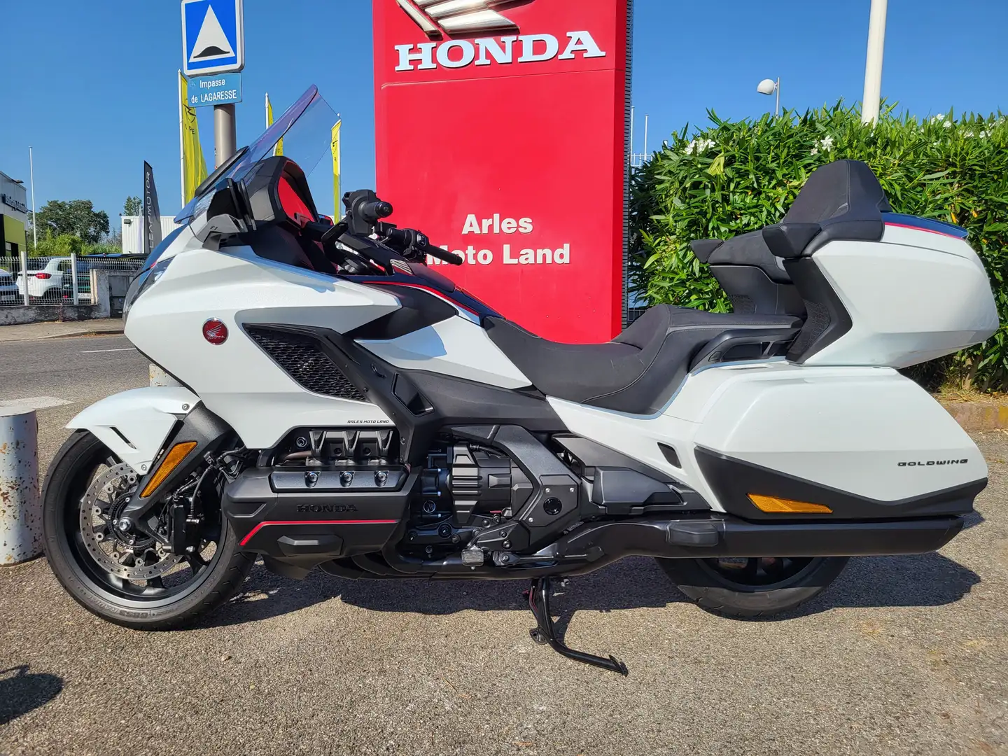 Honda Gold Wing Blanc - 1