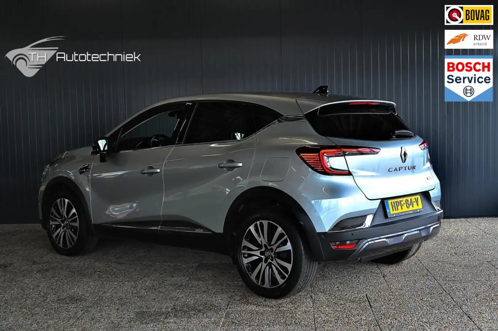 Renault Captur 1.6 E-Tech Plug-in Hybrid 160 Initiale Paris Grau - 2