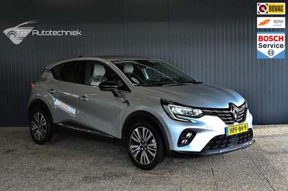 Renault Captur 1.6 E-Tech Plug-in Hybrid 160 Initiale Paris