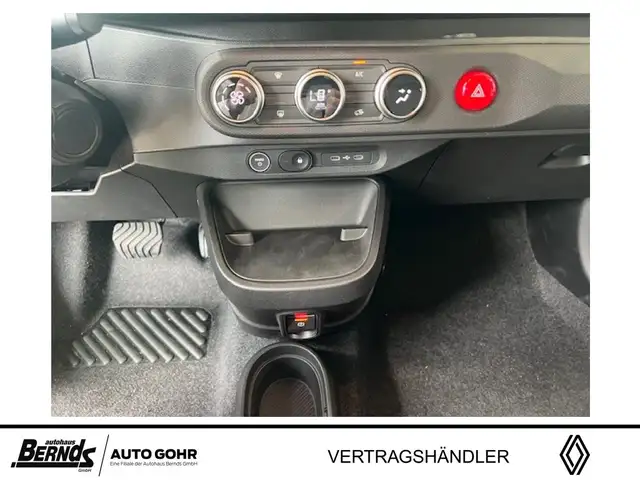 Renault Twingo view 15