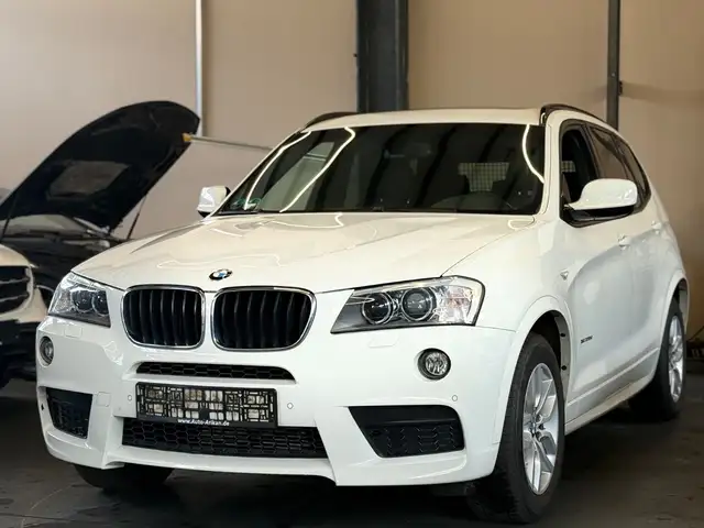 BMW X3 xDrive 20 d Aus. 2 Hand M-Sportpaket Pano/Xen