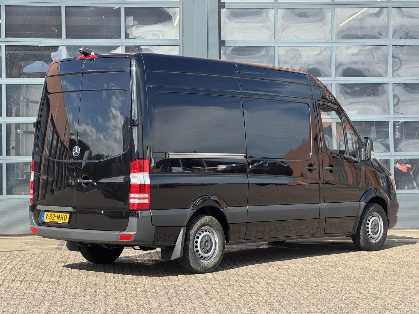 Mercedes-Benz Sprinter 314 L2H2 | Camera | Airco | Volledig dealeronderho Zwart - 2