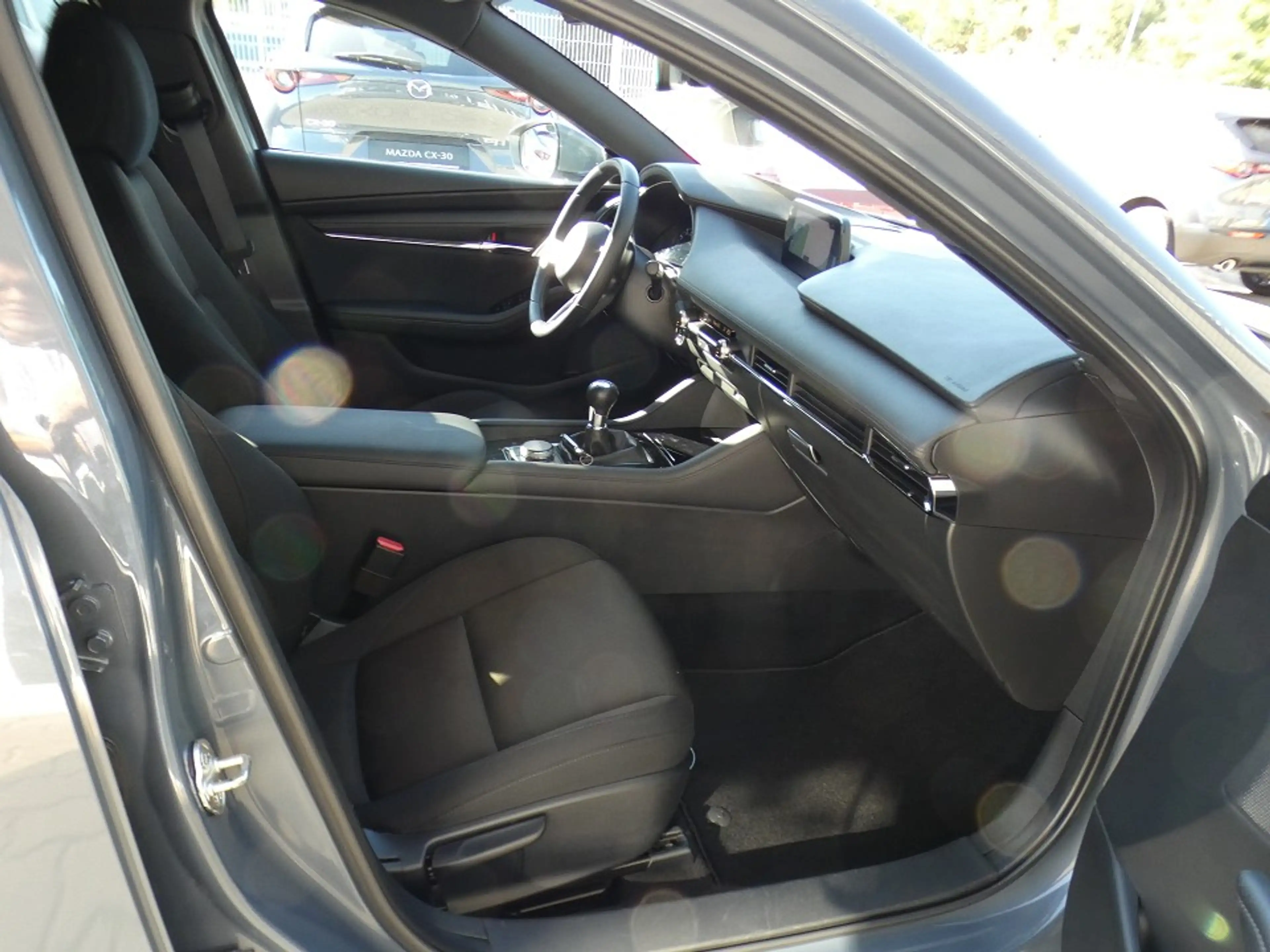 Mazda 3 S SKYACTIV-G 2.0 M Hybrid 6GS AL-SELECTION A18 DES — photo 8