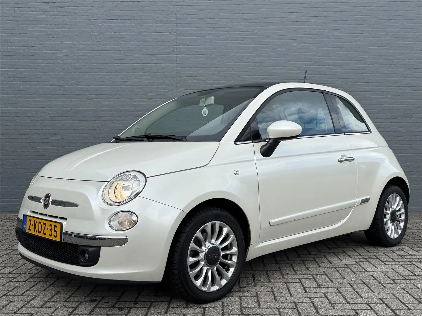 Fiat 500 1.0 65pk Twinair Lounge | Panoramadak | All Season Blanc - 2