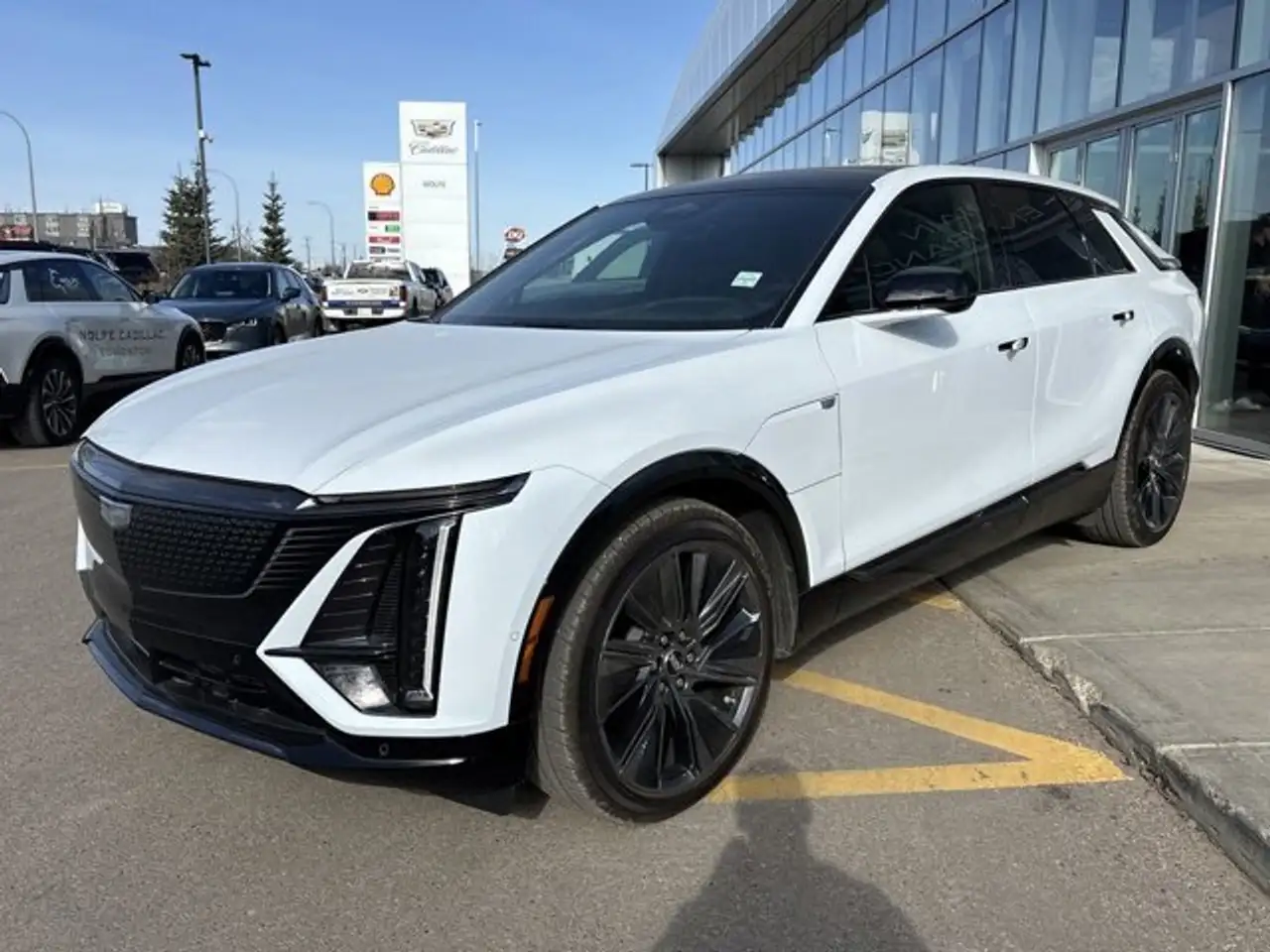 Cadillac Lyriq снимка Cadillac Lyriq