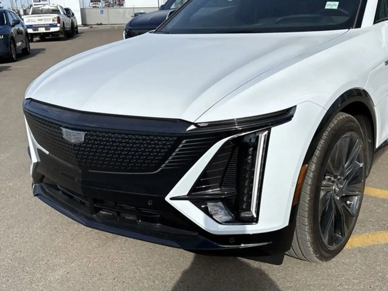 Cadillac Lyriq снимка Cadillac Lyriq