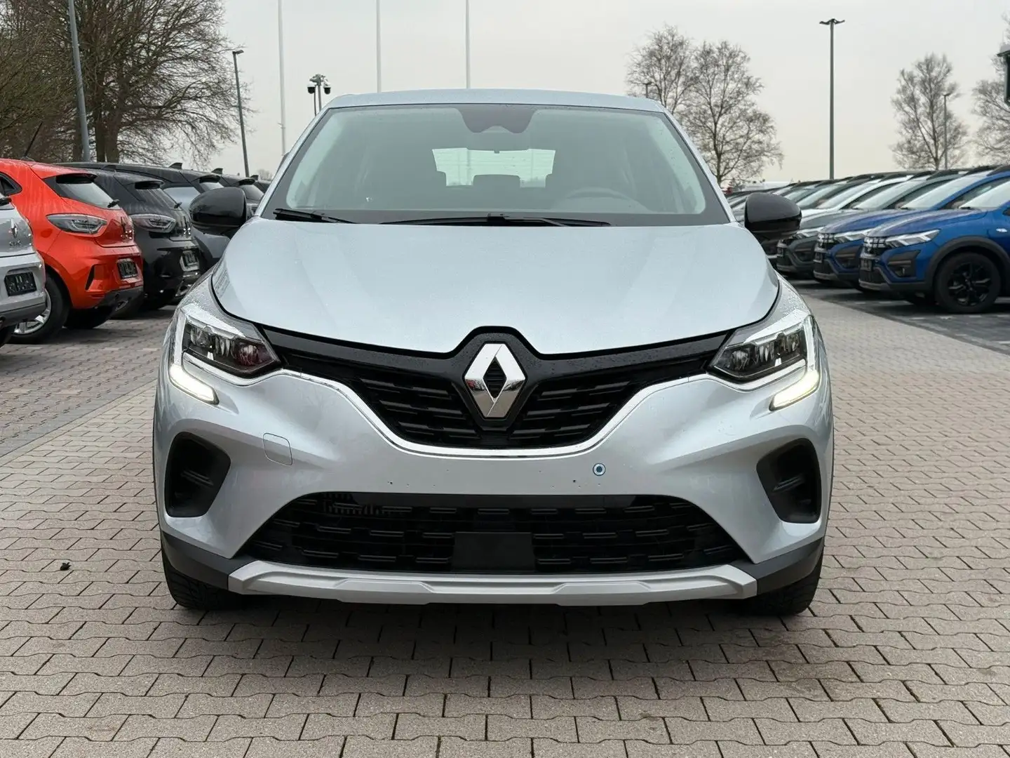Renault Captur EQUILIBRE TCe 90 | PDC | SHZ Silber - 2