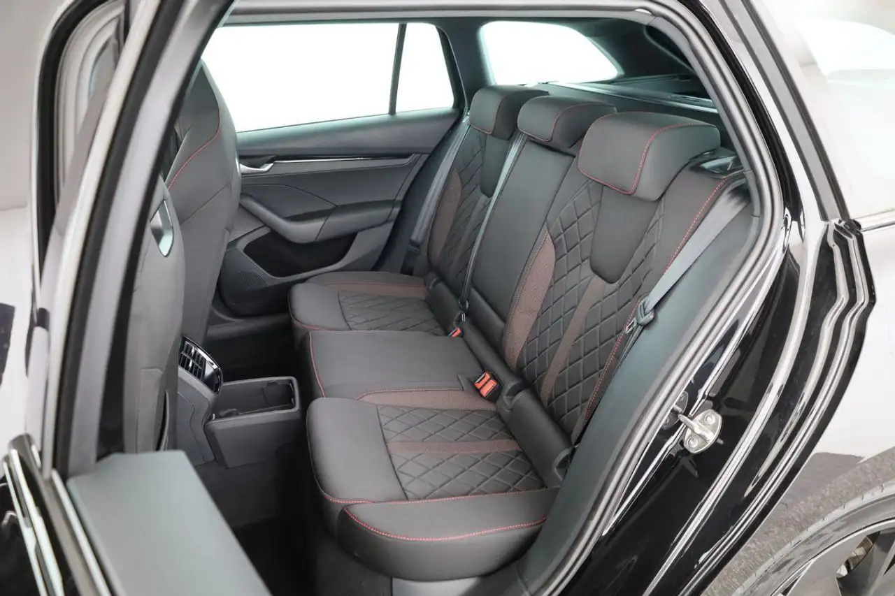 Skoda Octavia 2026 — фото 11