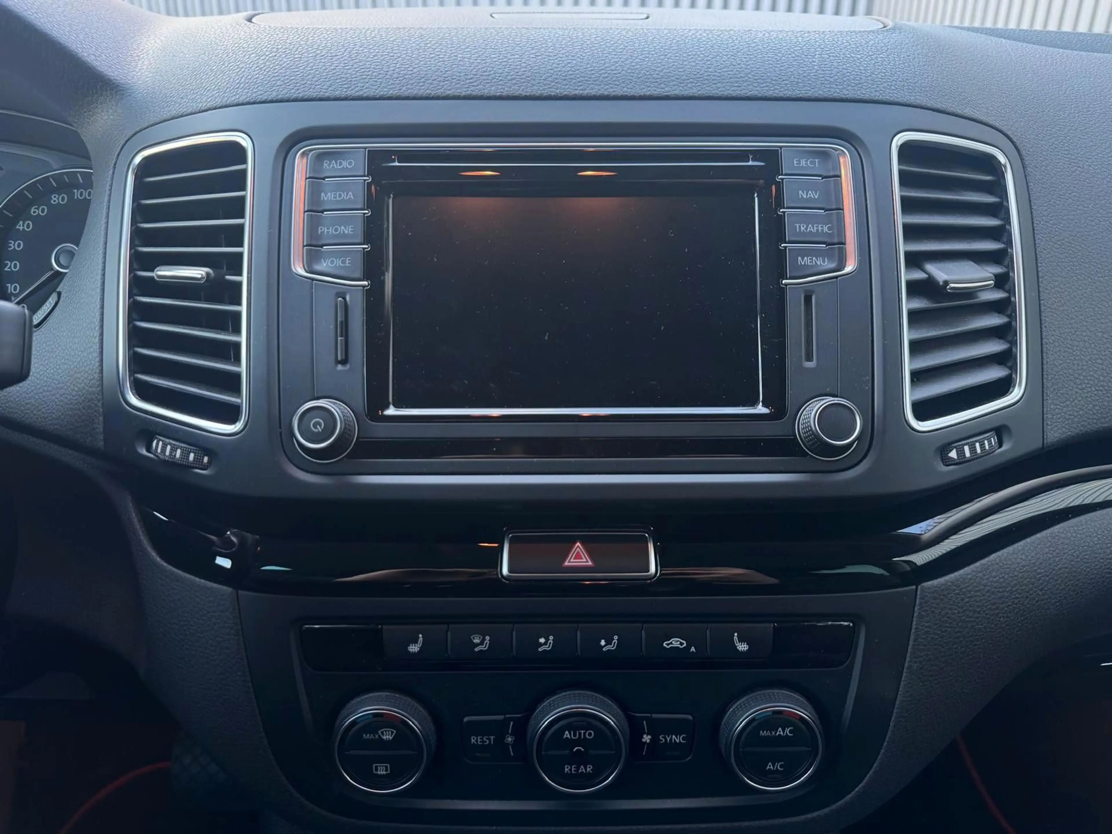 SEAT Alhambra FR-Line SHZ Tempomat — photo 13