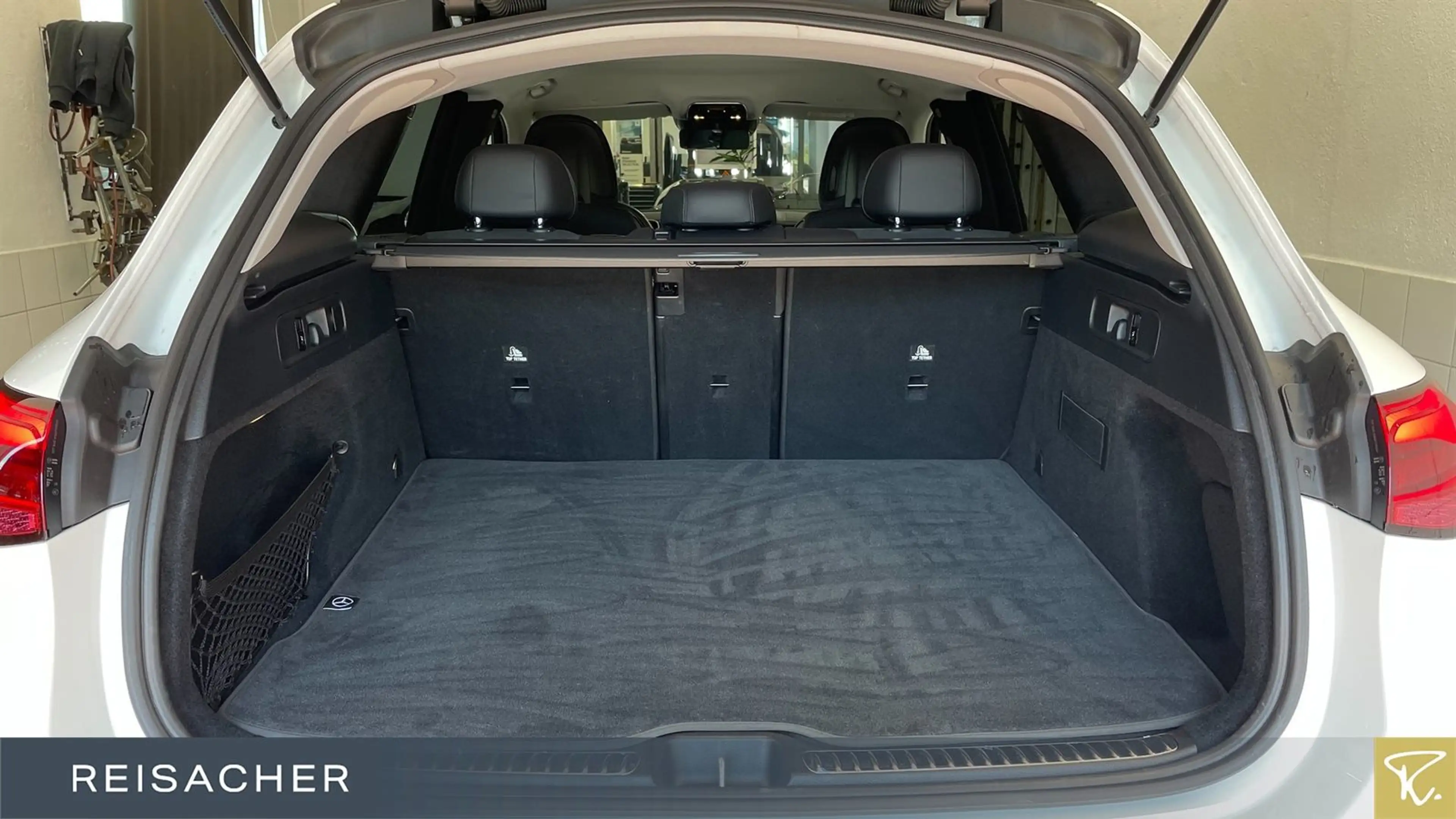 Mercedes-Benz GLC 200 GLC 220d 4Matic Leder — photo 10