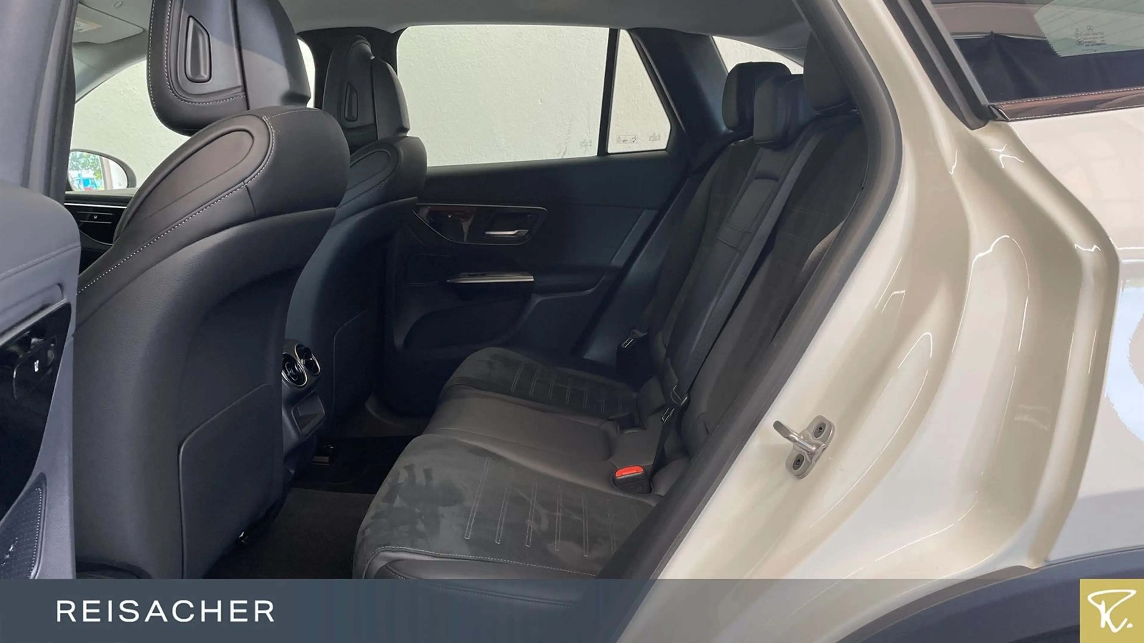 Mercedes-Benz GLC 200 GLC 220d 4Matic Leder — photo 8