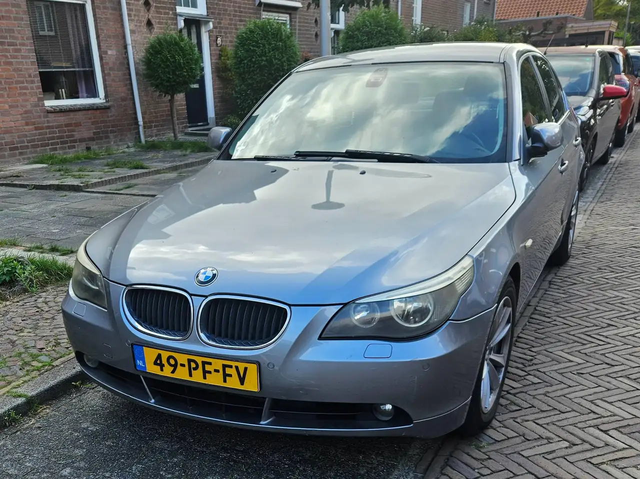 BMW 525