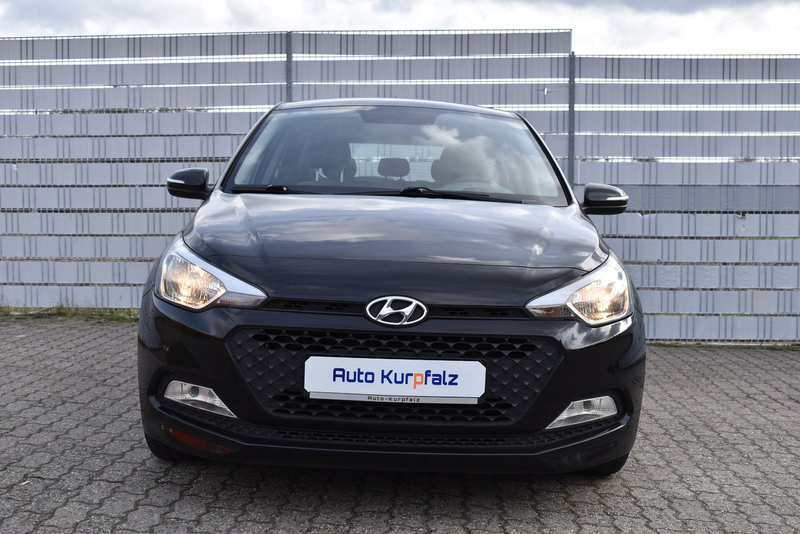 Hyundai i20 Active erst 35800 KM — photo 2