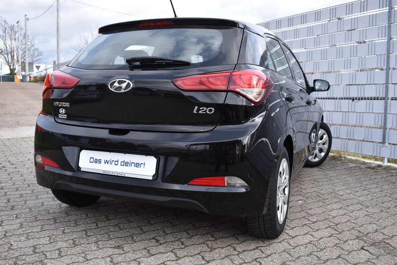 Hyundai i20 Active erst 35800 KM — photo 8