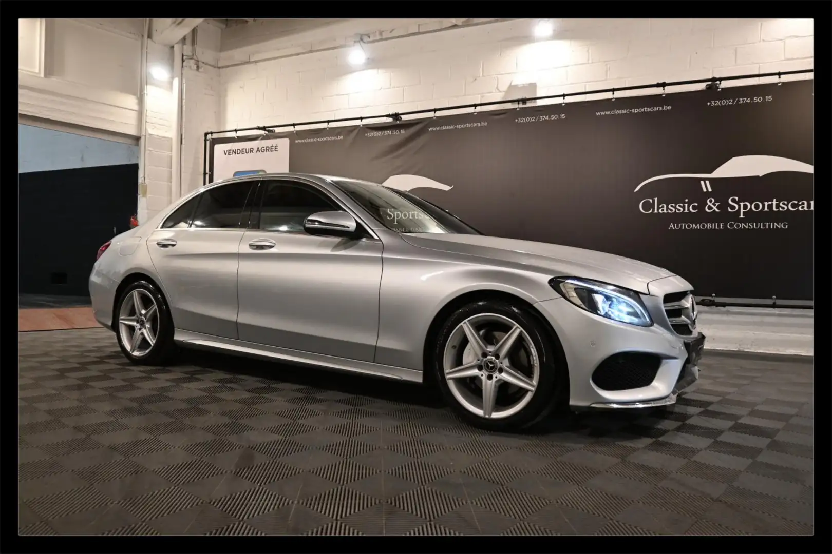 Mercedes-Benz C 180 AMG LINE / CAMERA / LEDS / KEYLESS / CARPLAY !! Gris - 1