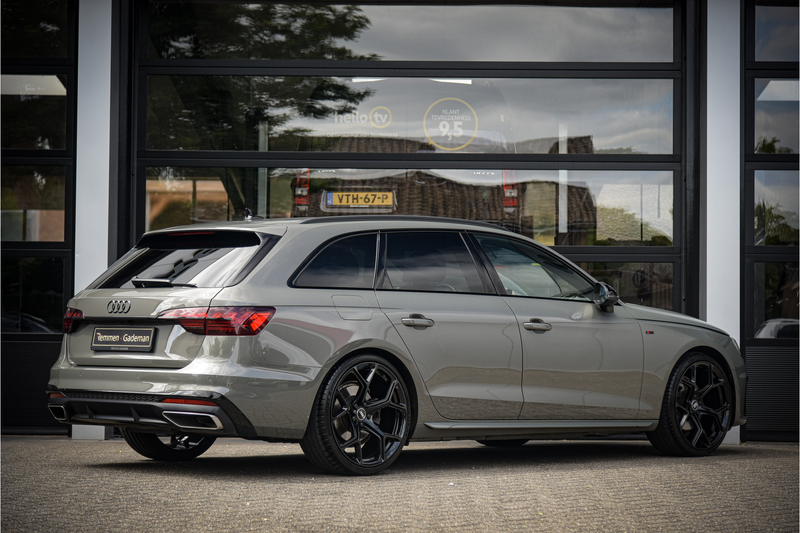 Audi A4 Avant 35 TFSI S edition Competition — photo 4
