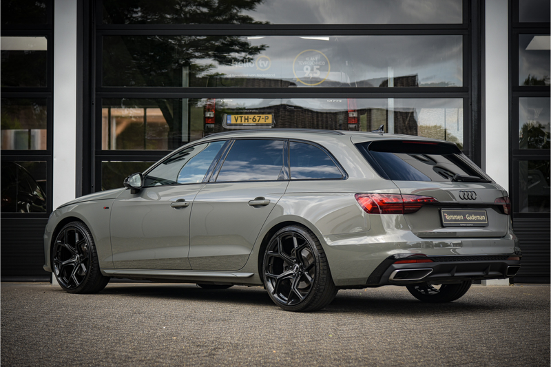 Audi A4 Avant 35 TFSI S edition Competition — photo 3